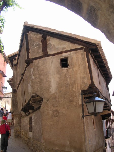 albarracin07.jpg